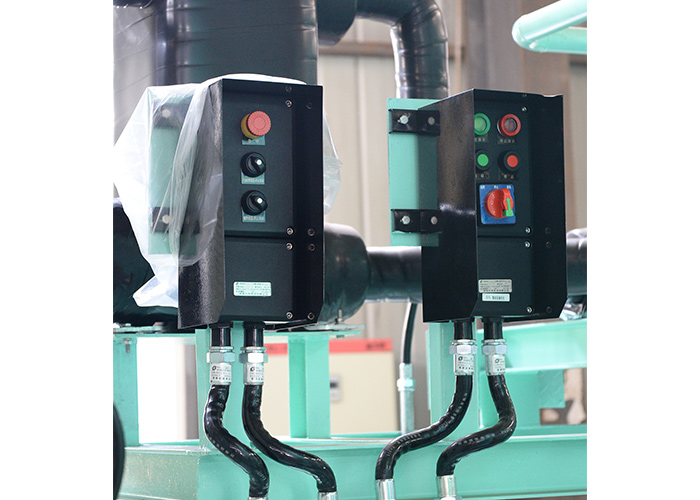 油氣回收設(shè)備細節(jié)圖1 油氣回收設(shè)備細節(jié)圖1