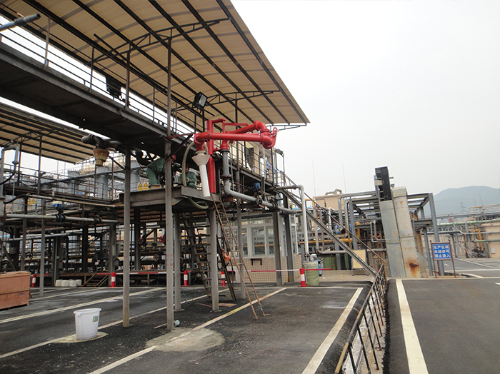 1568947094336854.jpg 1412襯四氟現(xiàn)場(chǎng)裝車.jpg